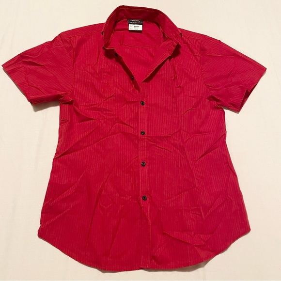 KFC Kentucky Fried Chicken Red Button Up Uniform Size Small Women’s - Picture 1 of 15